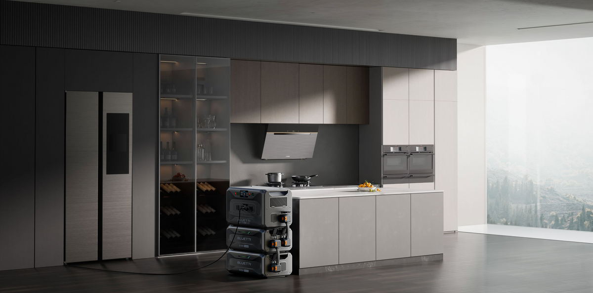 Endless supply of energy: the BLUETTI Apex 300 is your all-in-one power station.